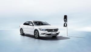 Volkswagen Passat PHEV 2018 года